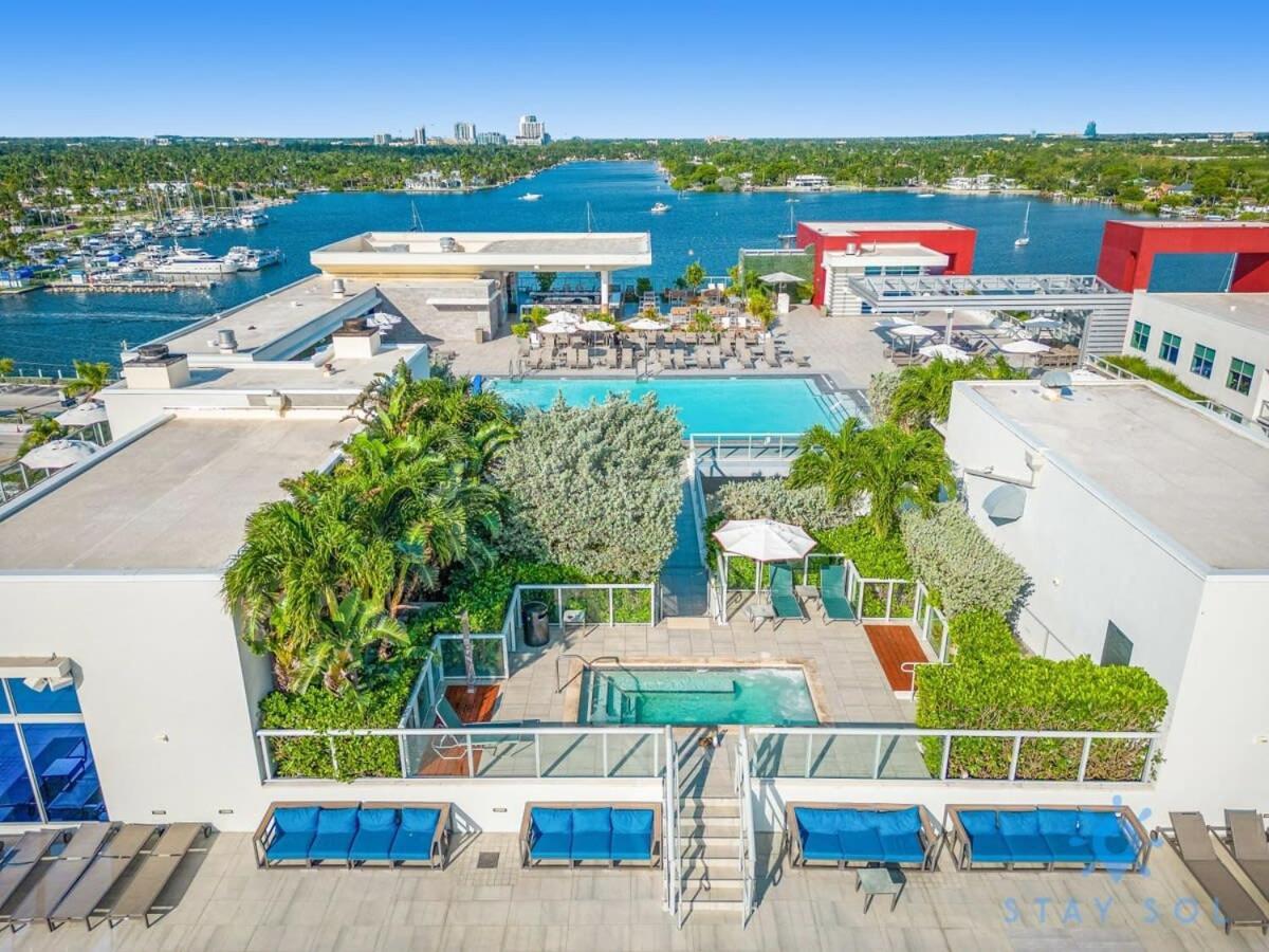 Apartment With Bay View Balcony - Pool - Up To 6 - Gym ハリウッド エクステリア 写真