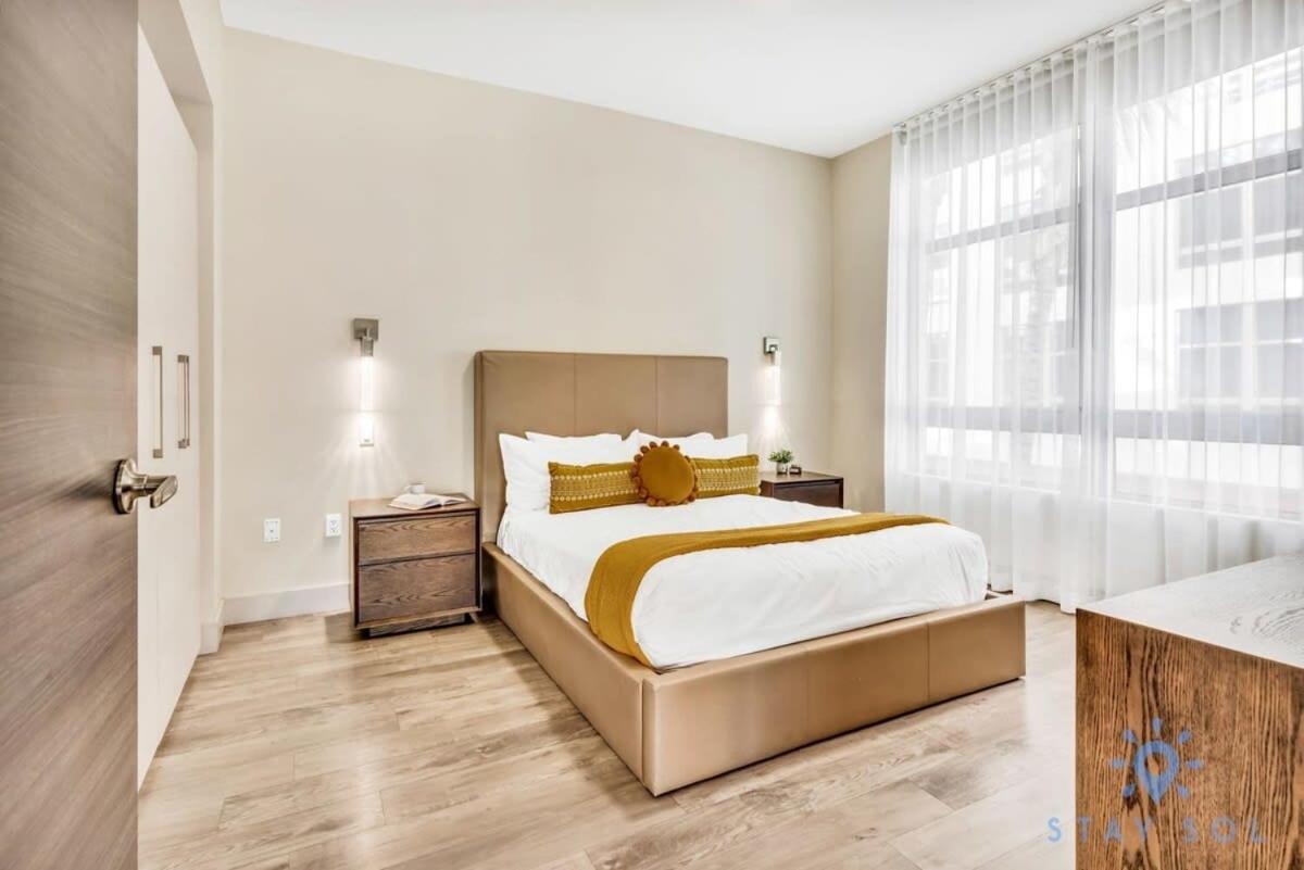 Apartment With Bay View Balcony - Pool - Up To 6 - Gym ハリウッド エクステリア 写真